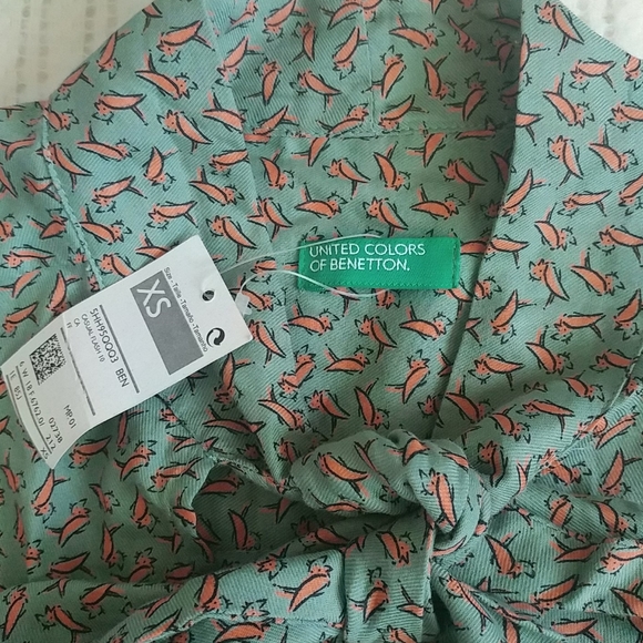 Tie front long sleeve blouse - Picture 5 of 7